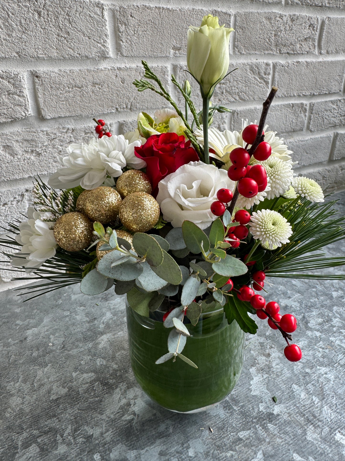 Christmas Posie Arrangement