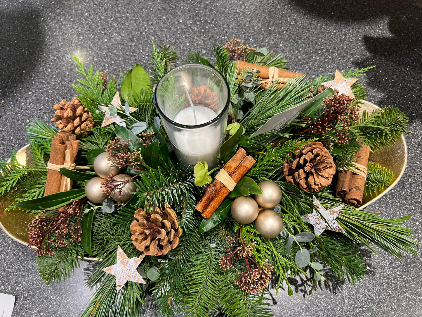 Oval Champagne/ Gold Natural Centrepiece